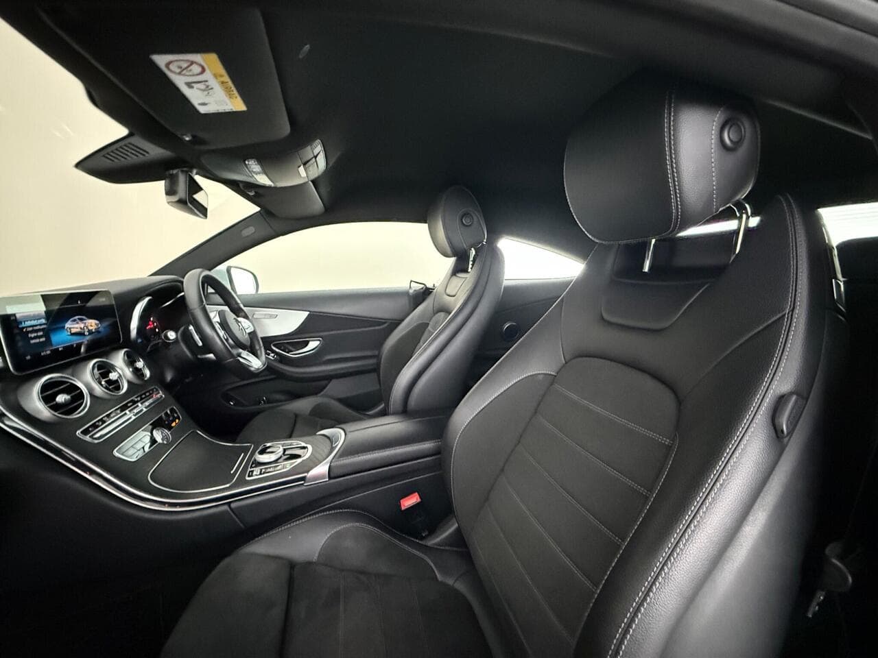 Mercedes-Benz C Class thumbnail Seat Front Passenger