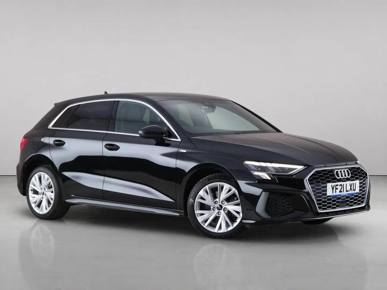 Audi A3 - Audi A3 1.4 TFSIe 40 S line Sportback S Tronic Euro 6 (s/s) 5dr 13kWh