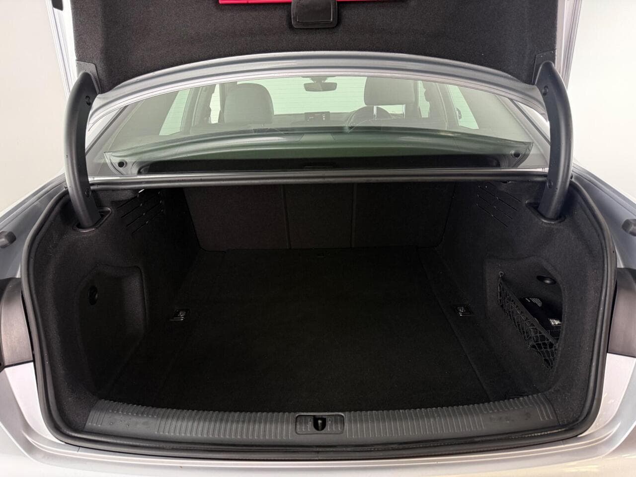 Audi A4 thumbnail Boot