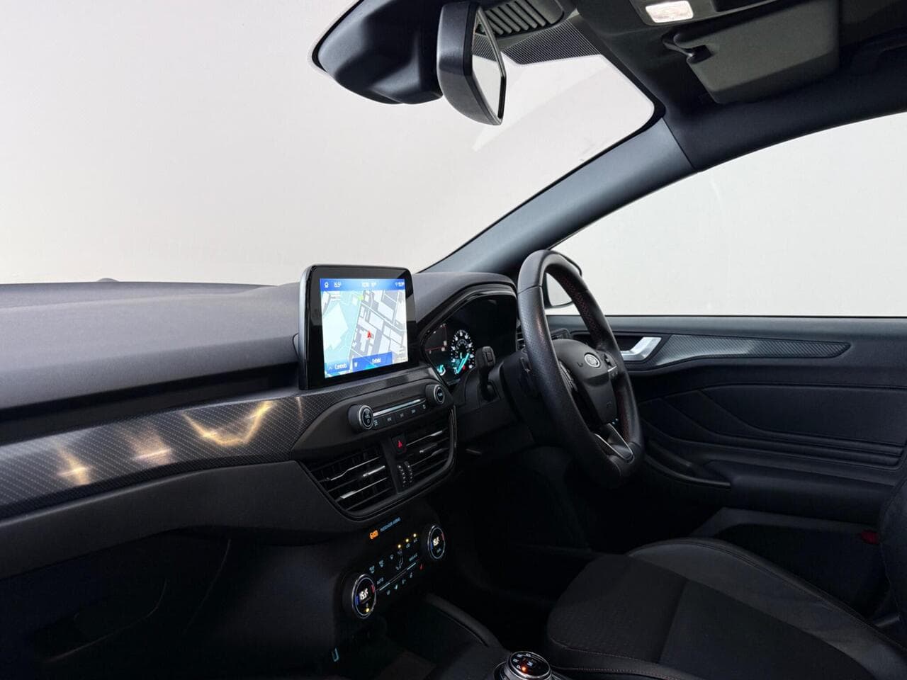 Ford Focus thumbnail Interior Front