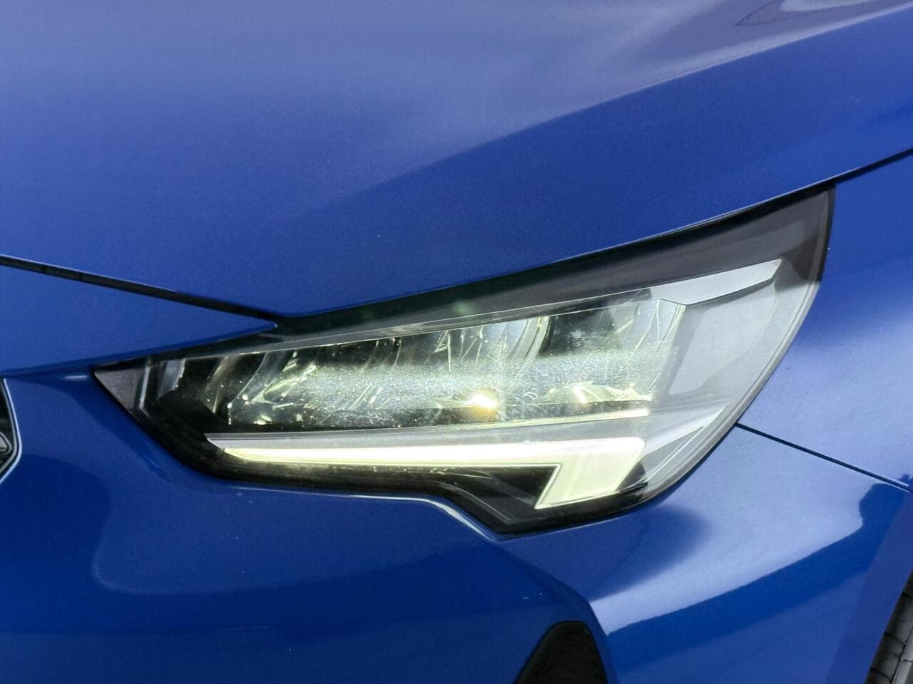 Vauxhall Corsa thumbnail Lights Front