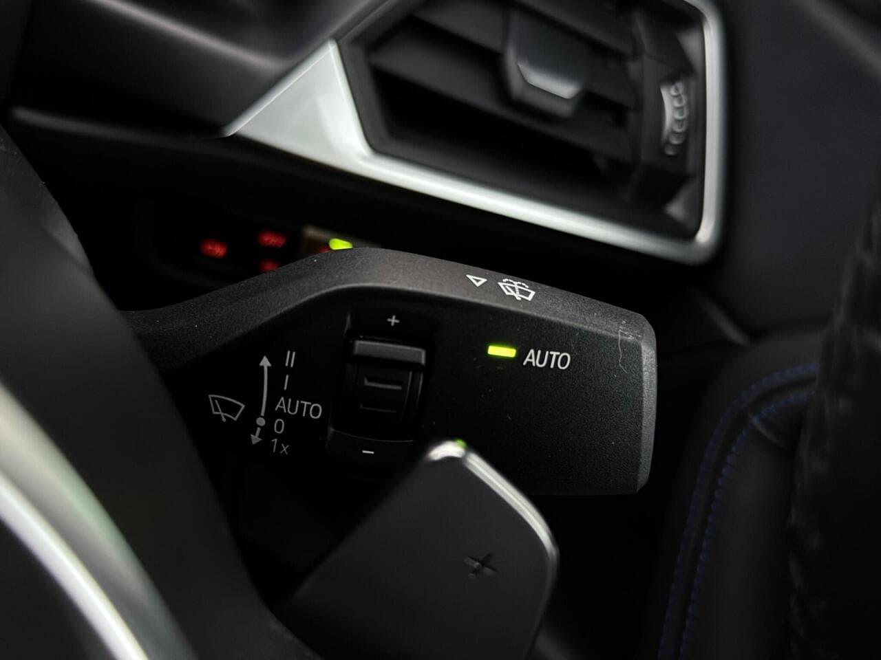 BMW 2 Series thumbnail Misc Controls