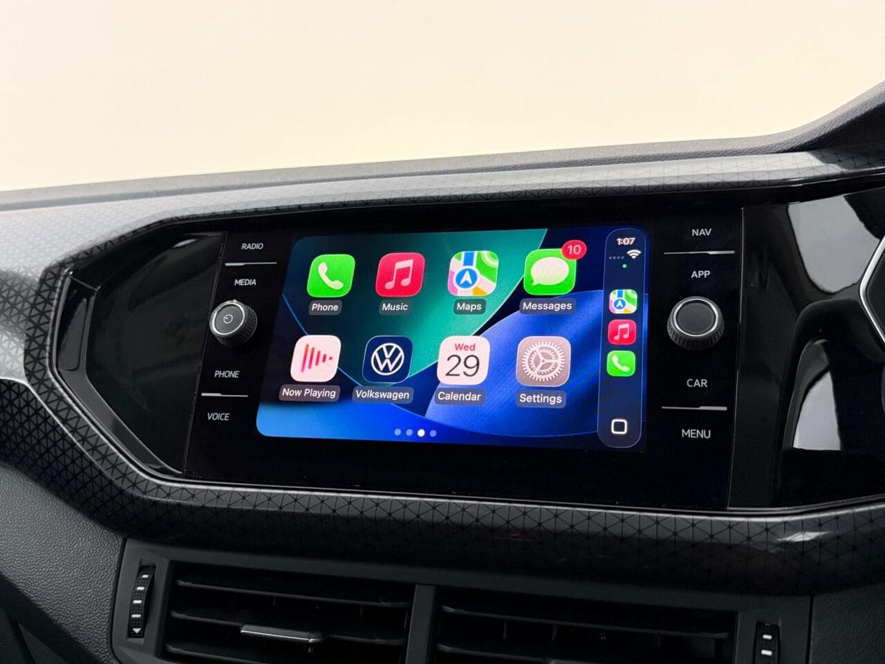 Volkswagen T-Cross thumbnail Infotainment System