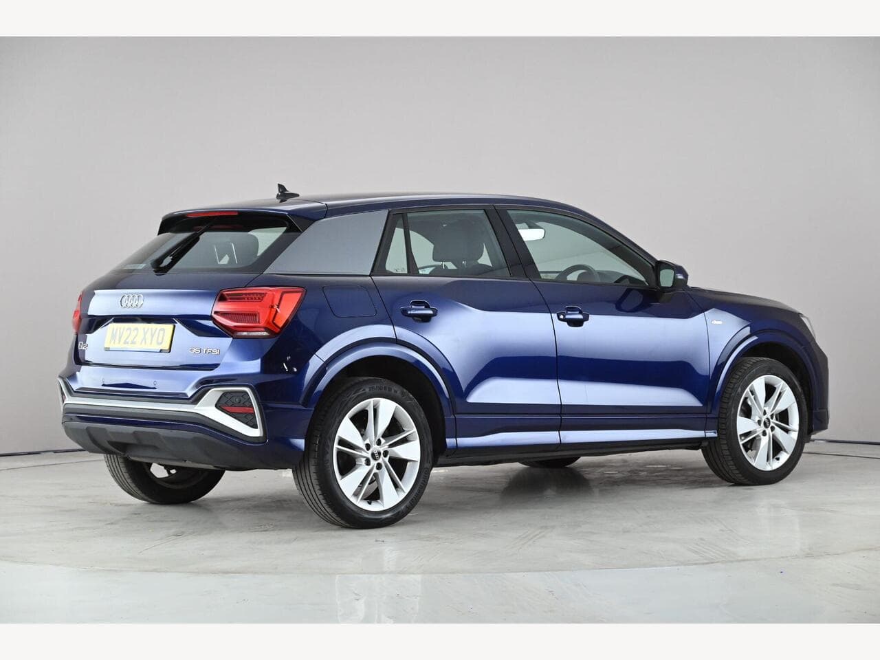 Audi Q2 thumbnail Rear Right