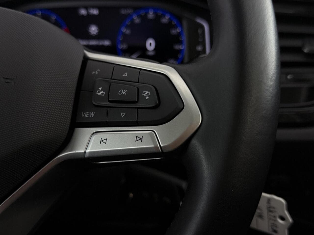 Volkswagen Polo thumbnail Misc Controls
