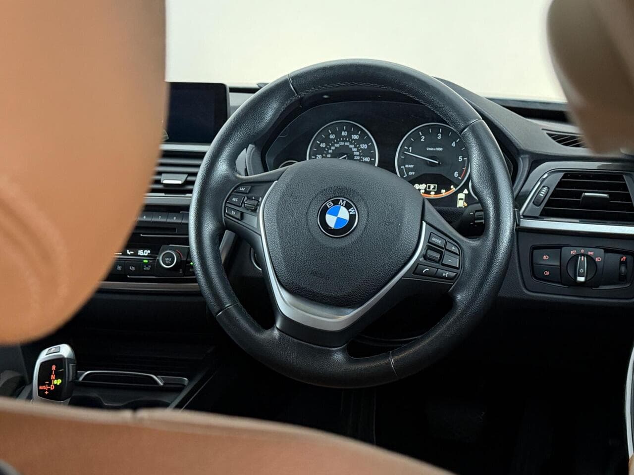 BMW 4 Series Gran Coupe thumbnail Steering Wheel