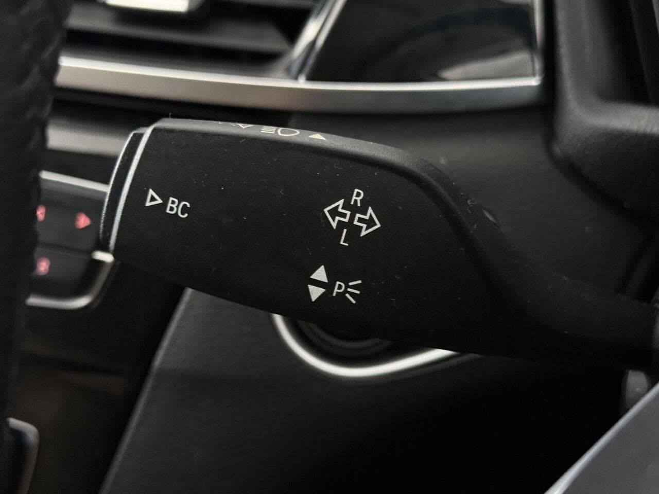 BMW X1 thumbnail Misc Controls