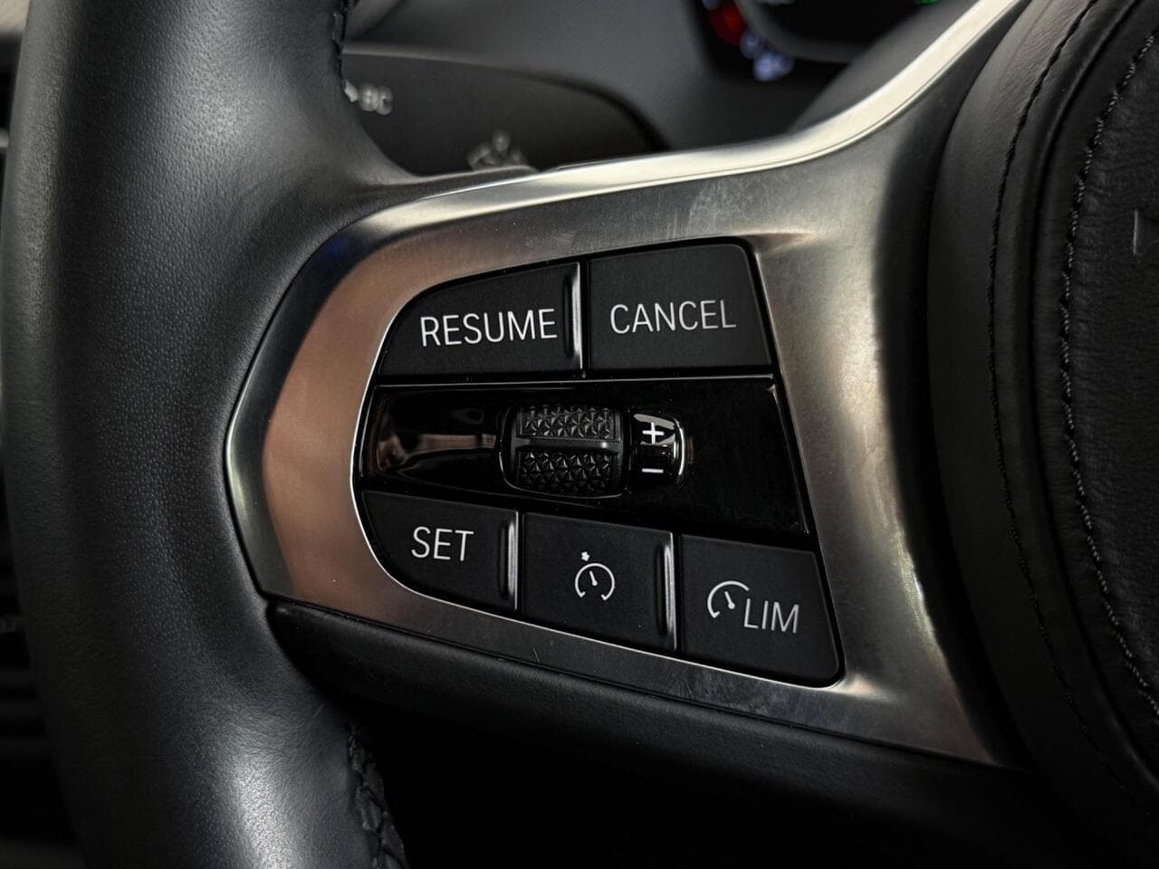 BMW 1 Series thumbnail Misc Controls