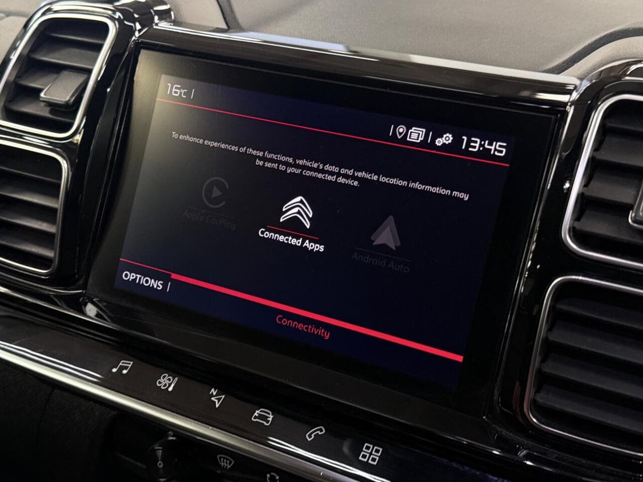 Citroen C5 Aircross thumbnail Infotainment System