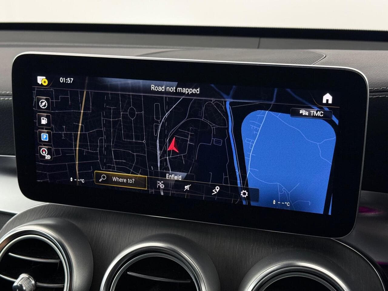 Mercedes-Benz GLC thumbnail Infotainment System