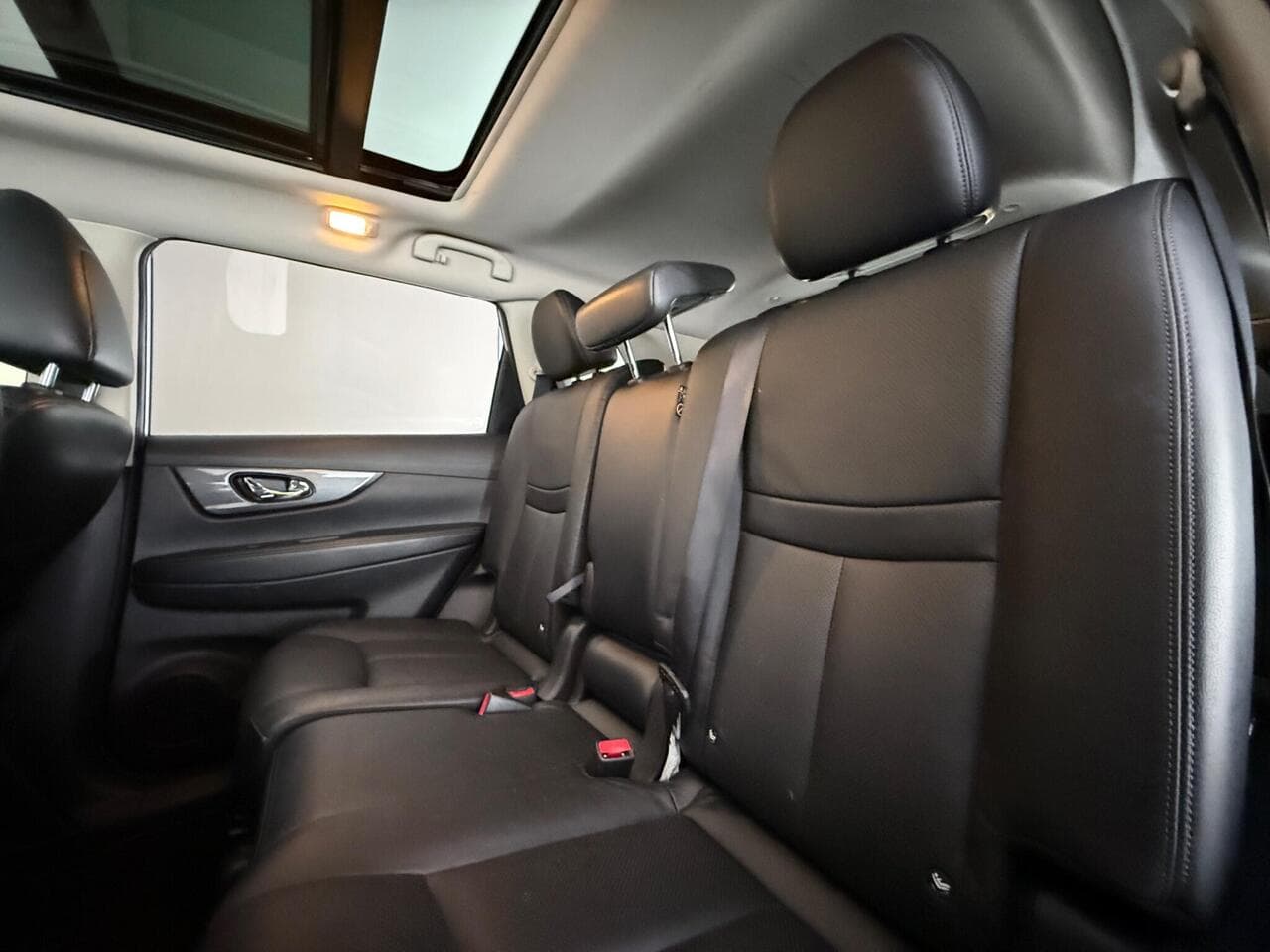 Nissan X-Trail thumbnail Seats Rear