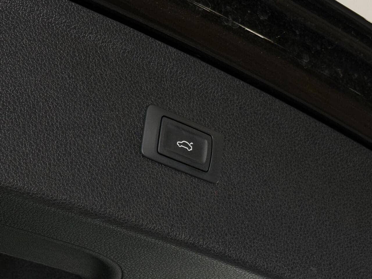 Audi Q5 thumbnail Misc Controls