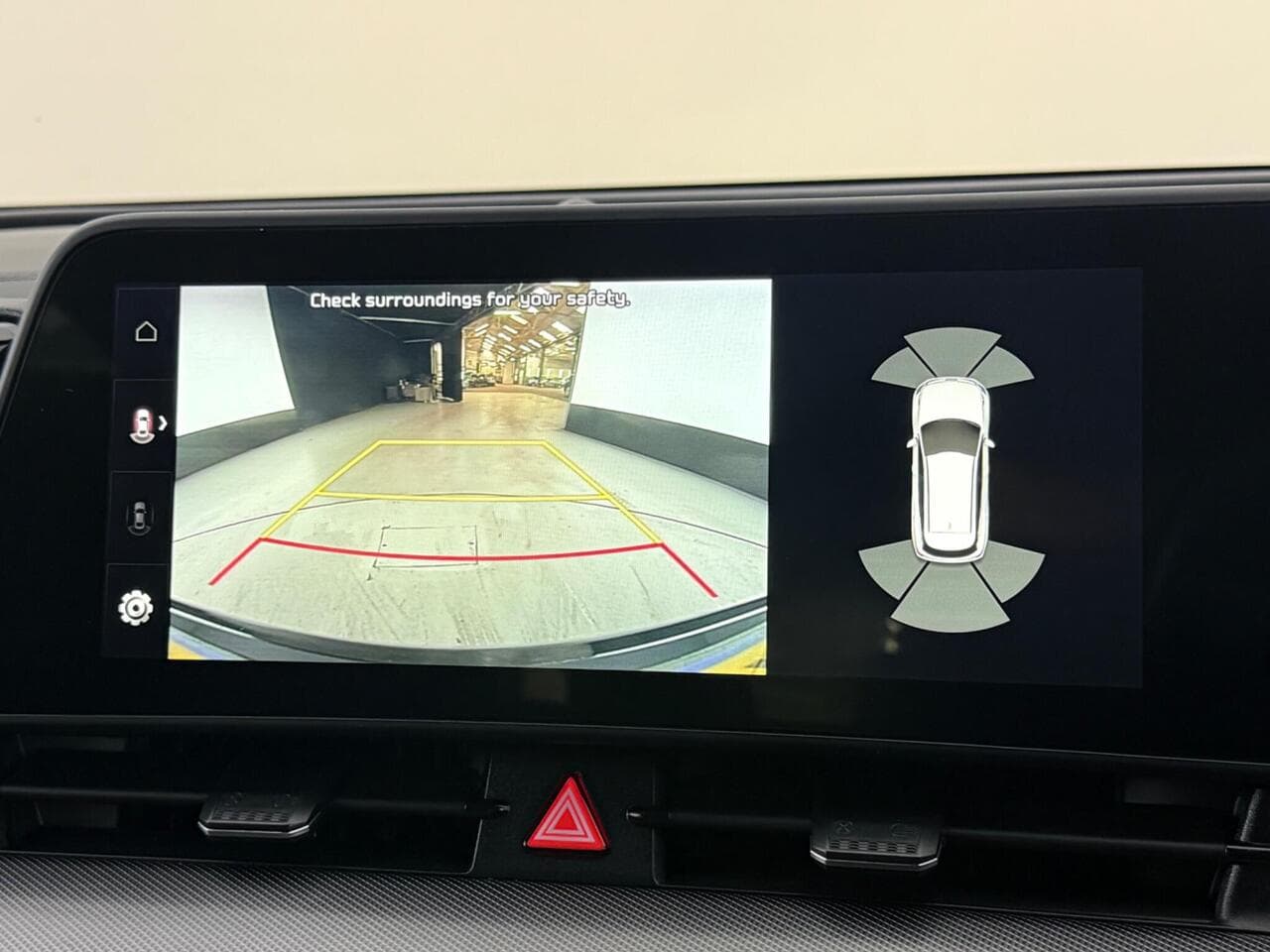 Kia Sportage thumbnail Infotainment System