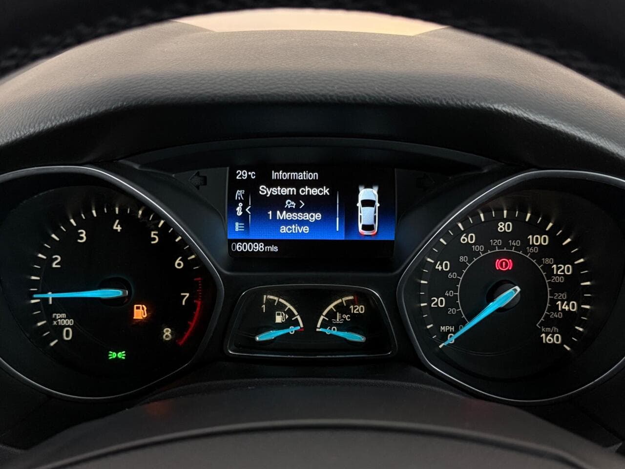 Ford Focus thumbnail Driver Instruments