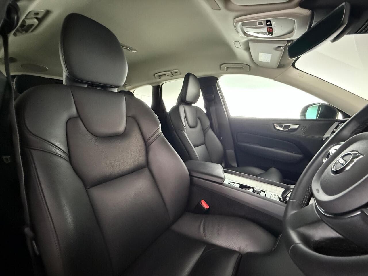 Volvo XC60 thumbnail Seat Driver