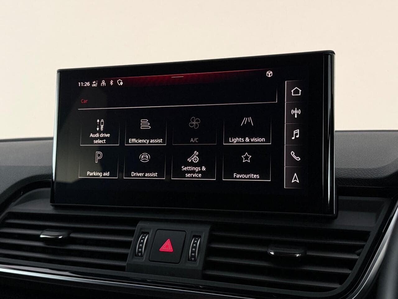 Audi Q5 thumbnail Infotainment System