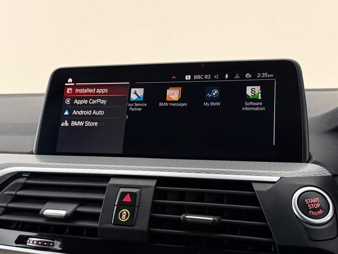 BMW X3 thumbnail Infotainment System