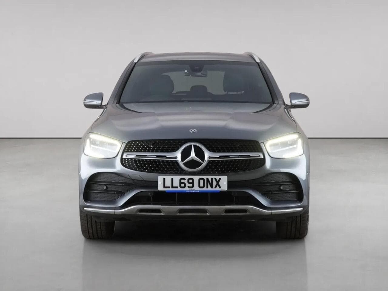 Mercedes-Benz GLC thumbnail Front