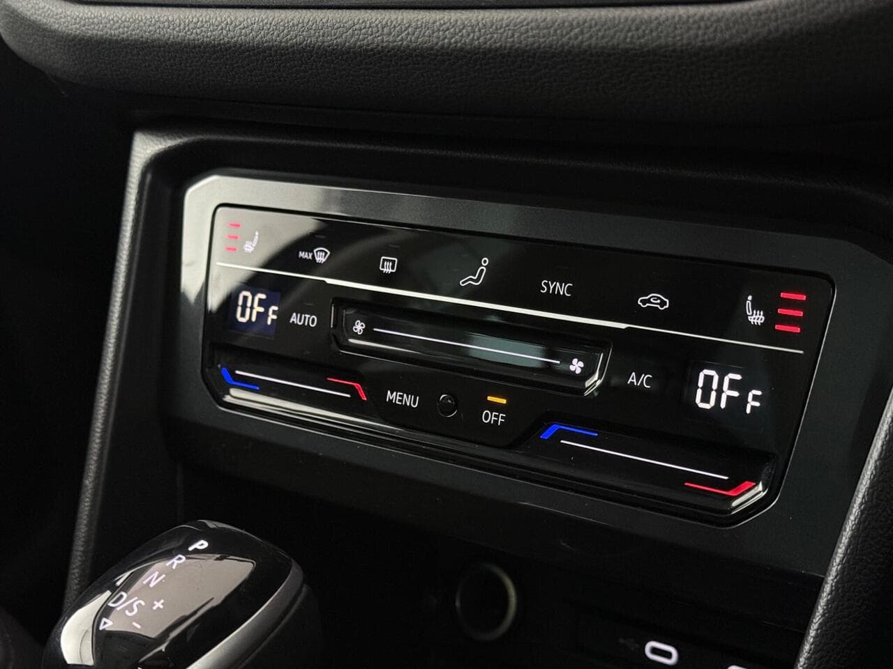 Volkswagen Tiguan thumbnail Misc Controls