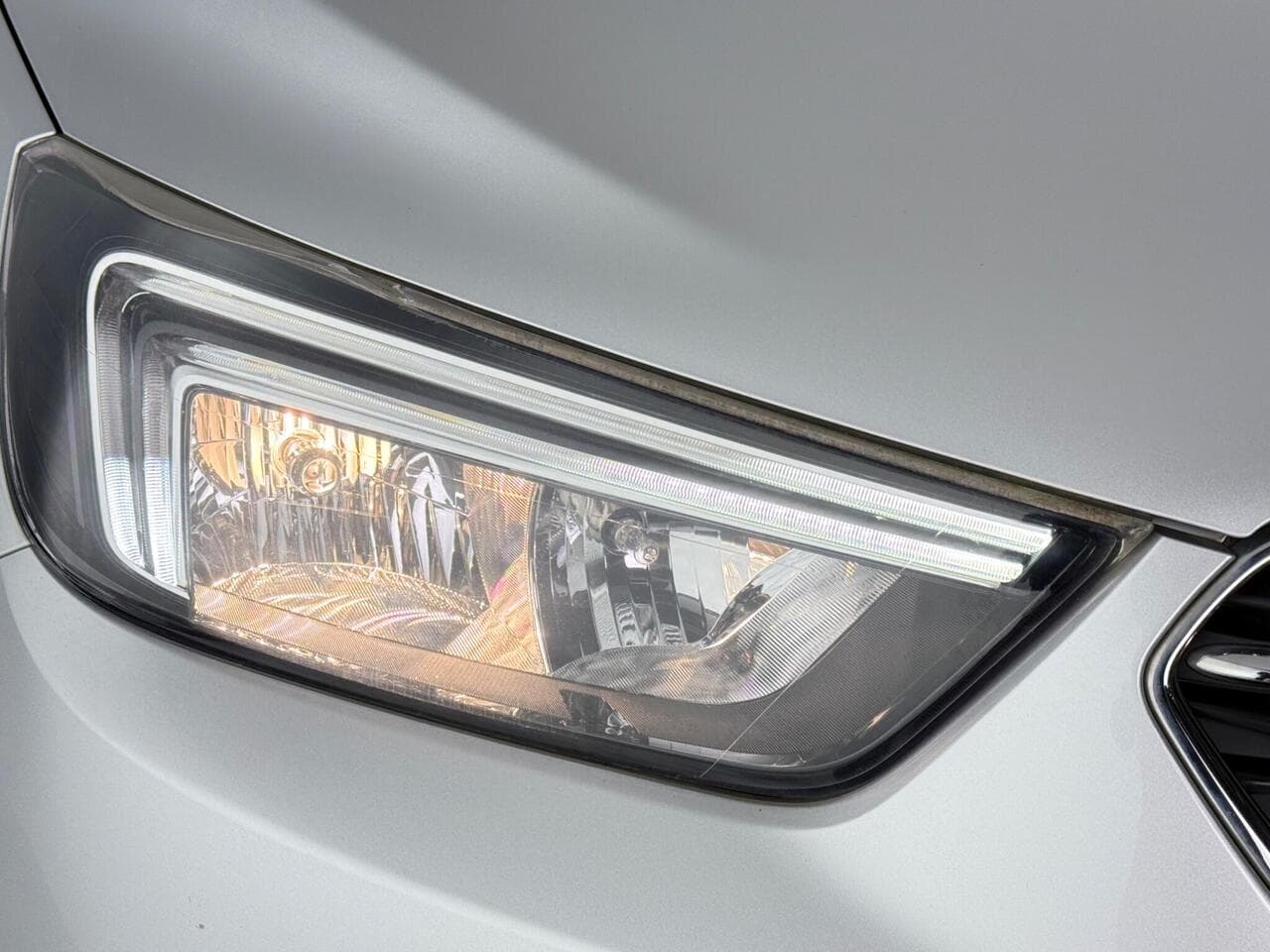 Vauxhall Mokka X thumbnail Lights Front