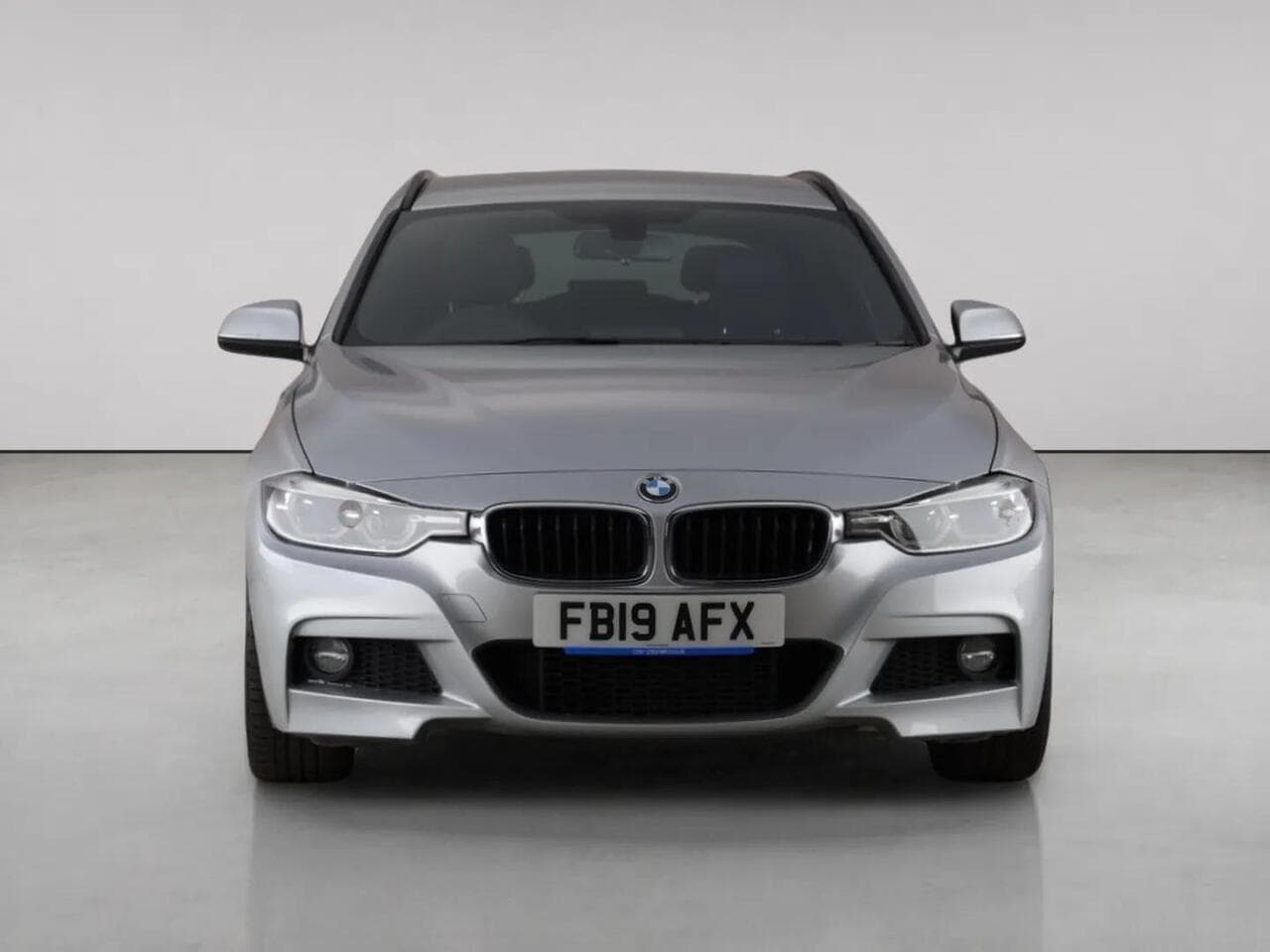 BMW 3 Series thumbnail Front