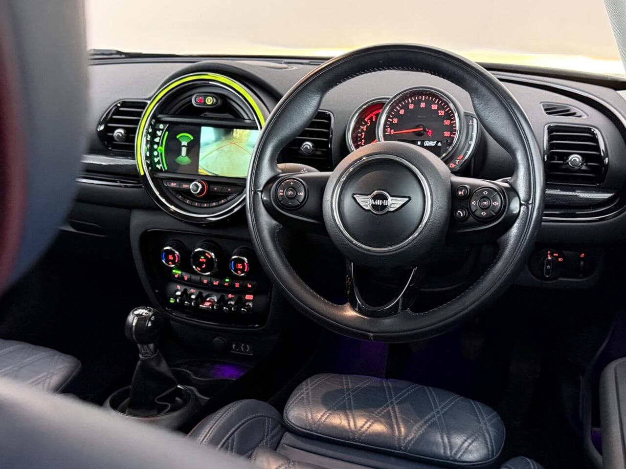 MINI Clubman thumbnail Steering Wheel