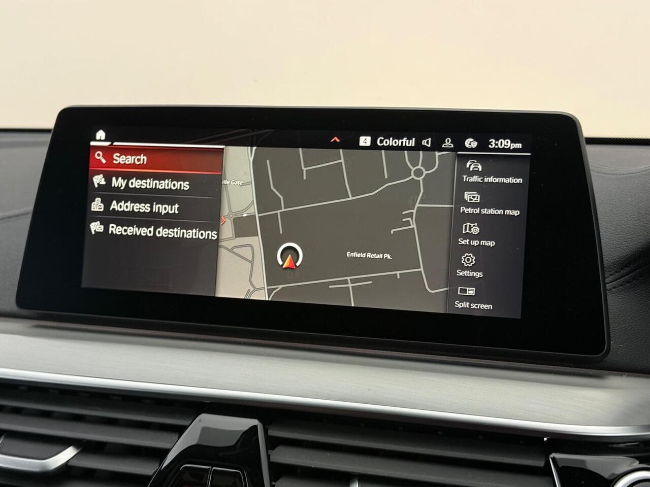 BMW 6 Series Gran Turismo thumbnail Infotainment System