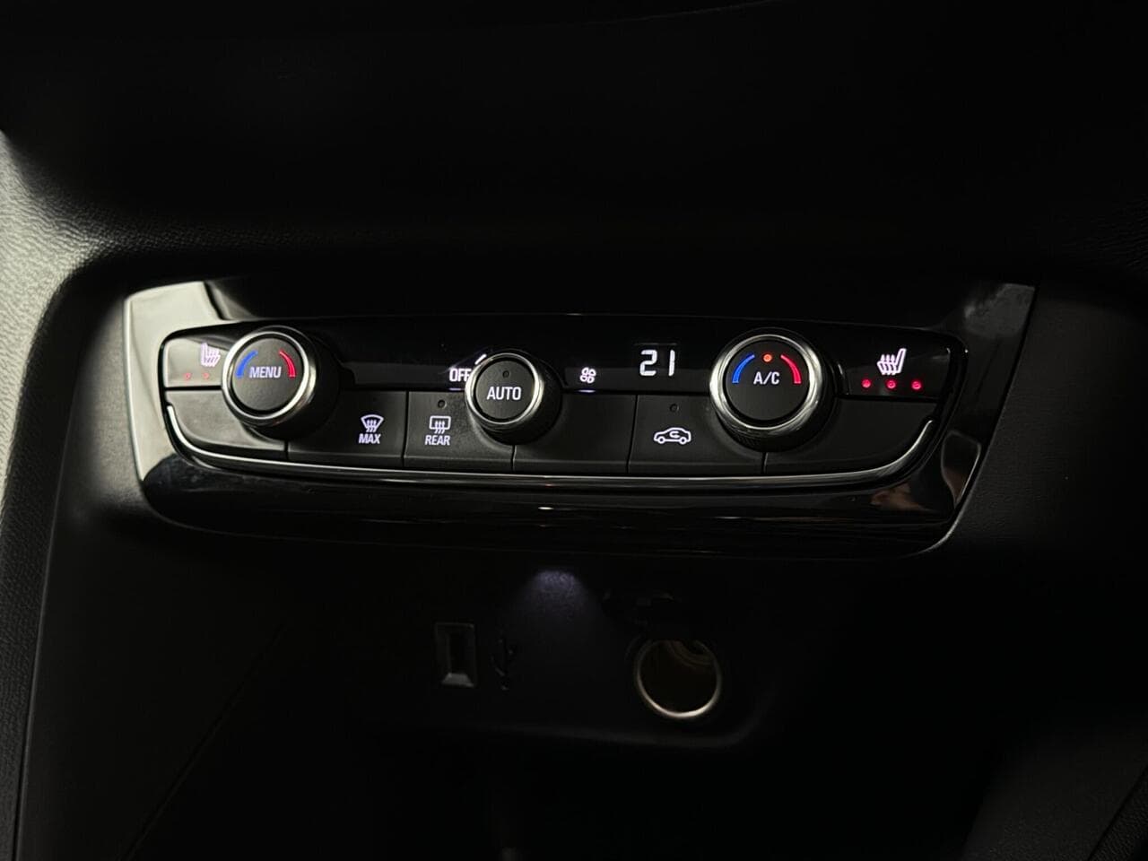 Vauxhall Corsa thumbnail Misc Controls