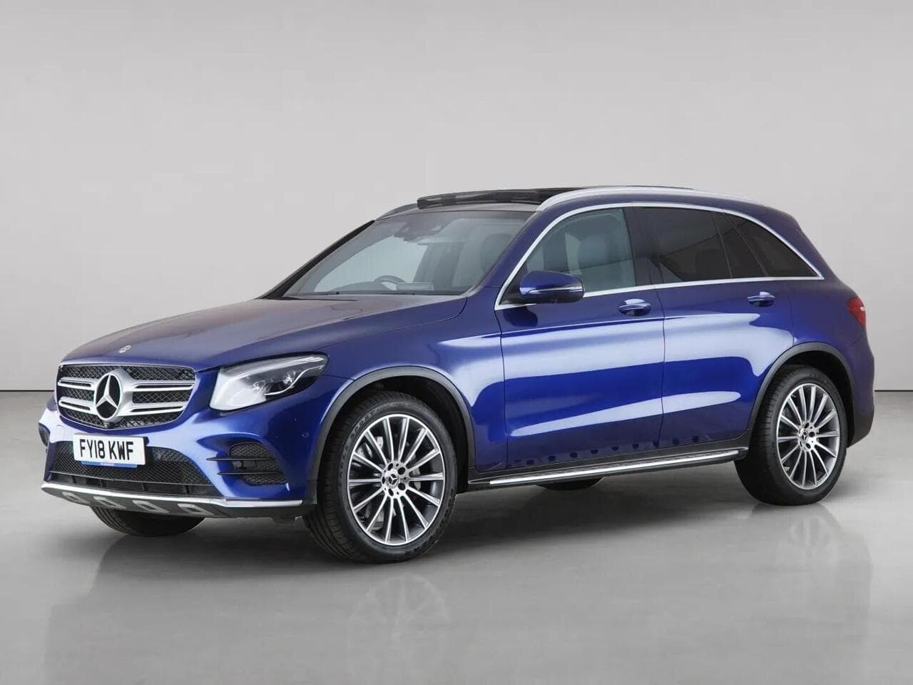 Mercedes-Benz GLC thumbnail Front Left