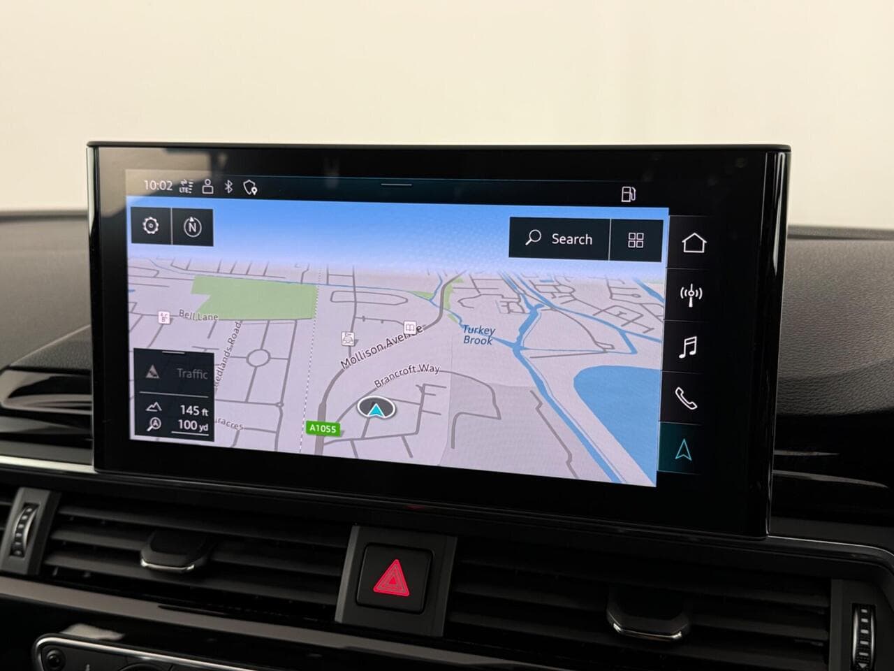 Audi A4 thumbnail Infotainment System