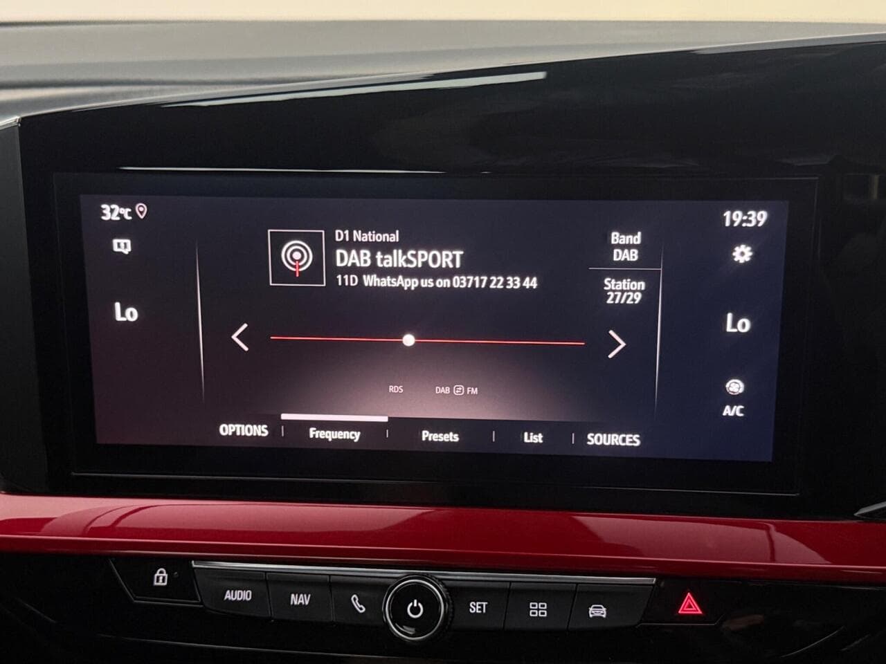 Vauxhall Mokka thumbnail Infotainment System