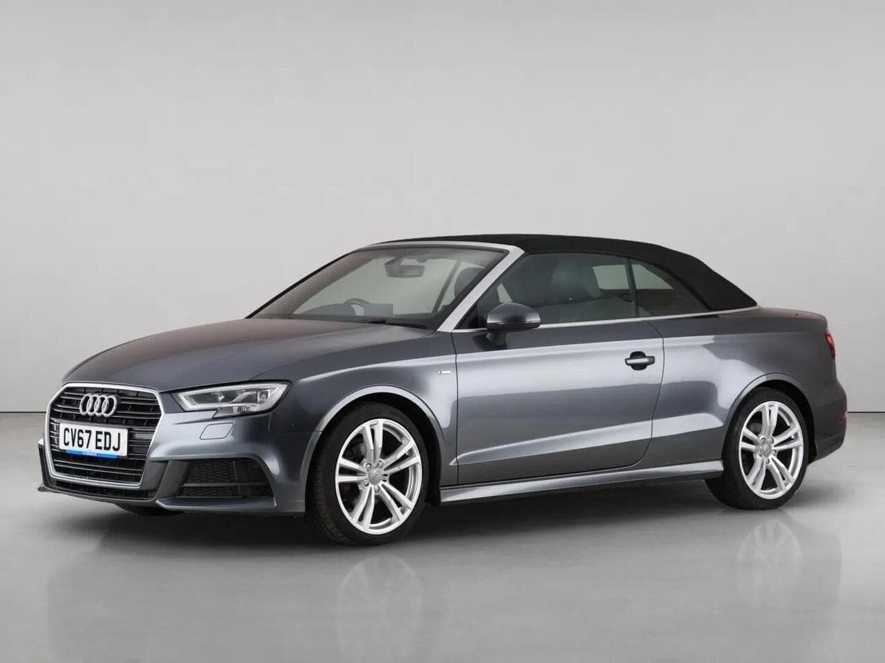Audi A3 Cabriolet thumbnail Front Left