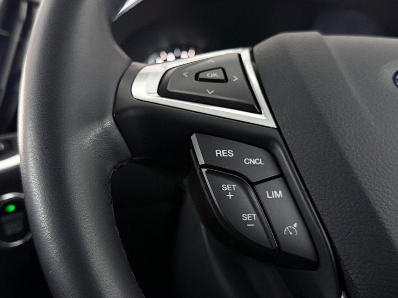 Ford Galaxy thumbnail Misc Controls