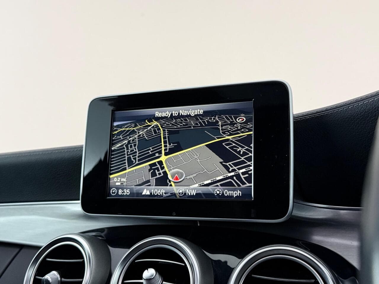 Mercedes-Benz C Class thumbnail Infotainment System