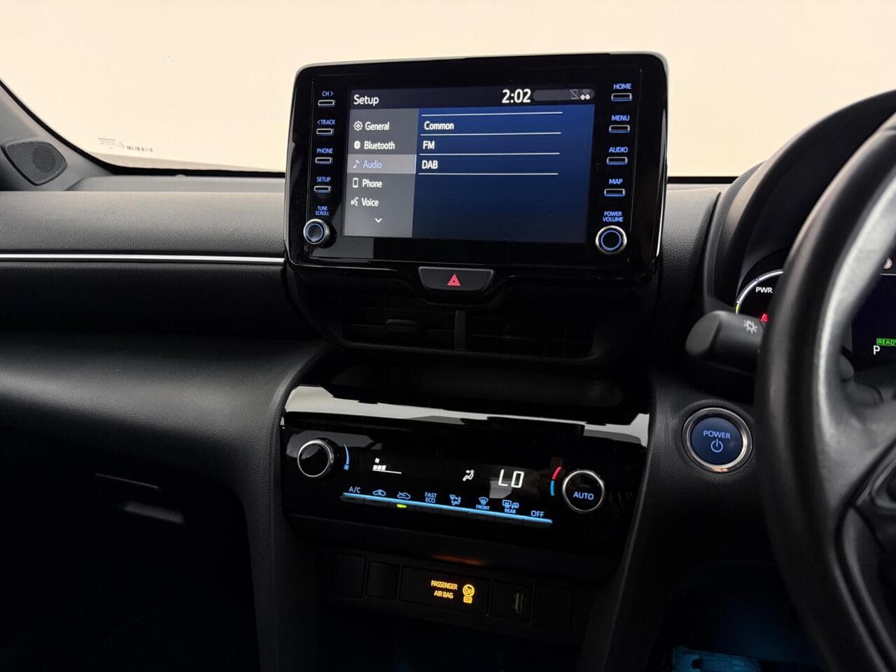 Toyota Yaris Cross thumbnail Infotainment System