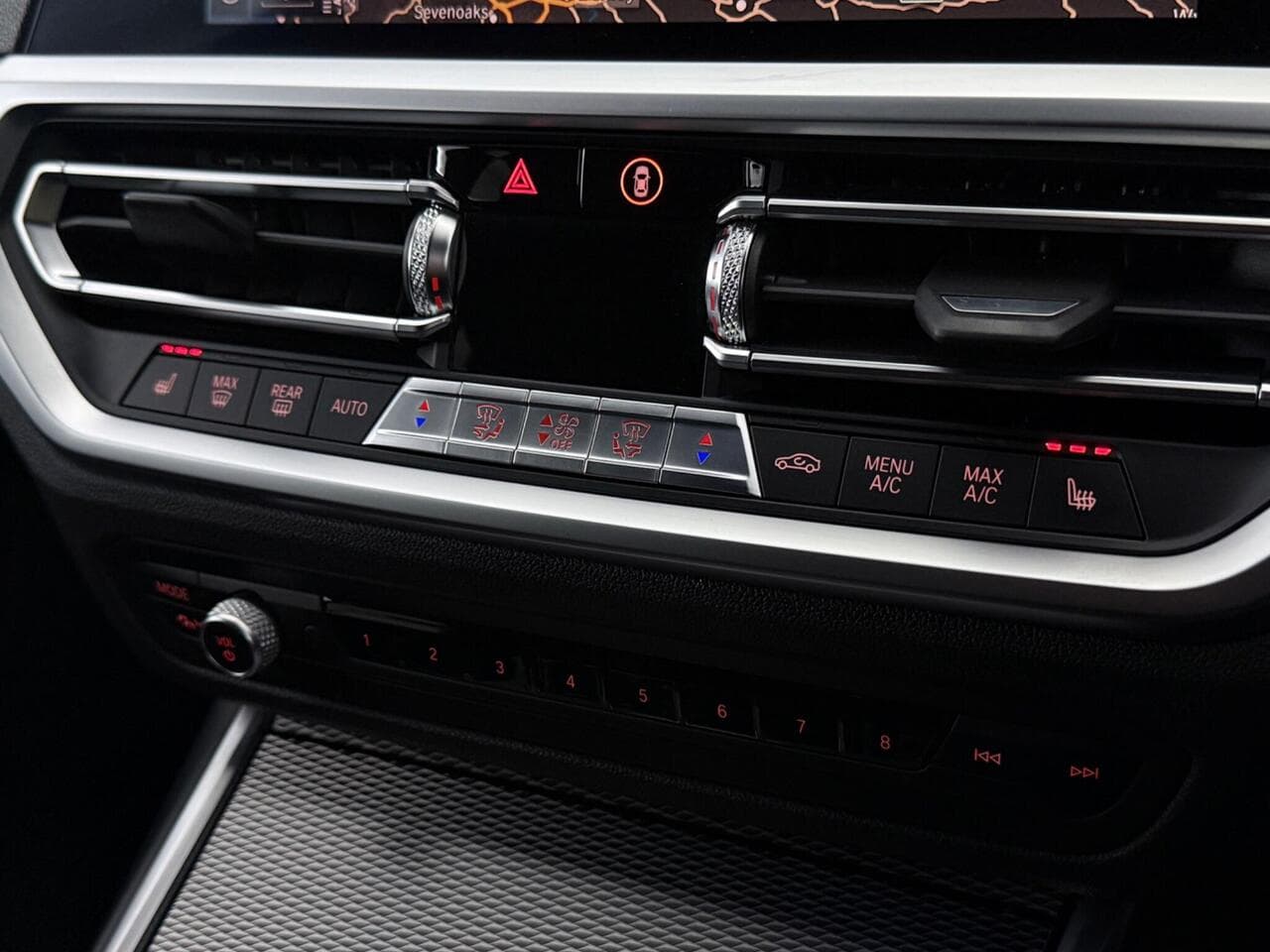 BMW 3 Series thumbnail Infotainment System
