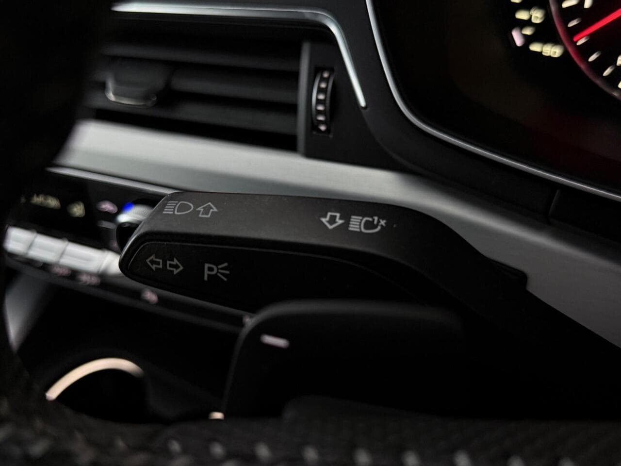 Audi A4 thumbnail Misc Controls