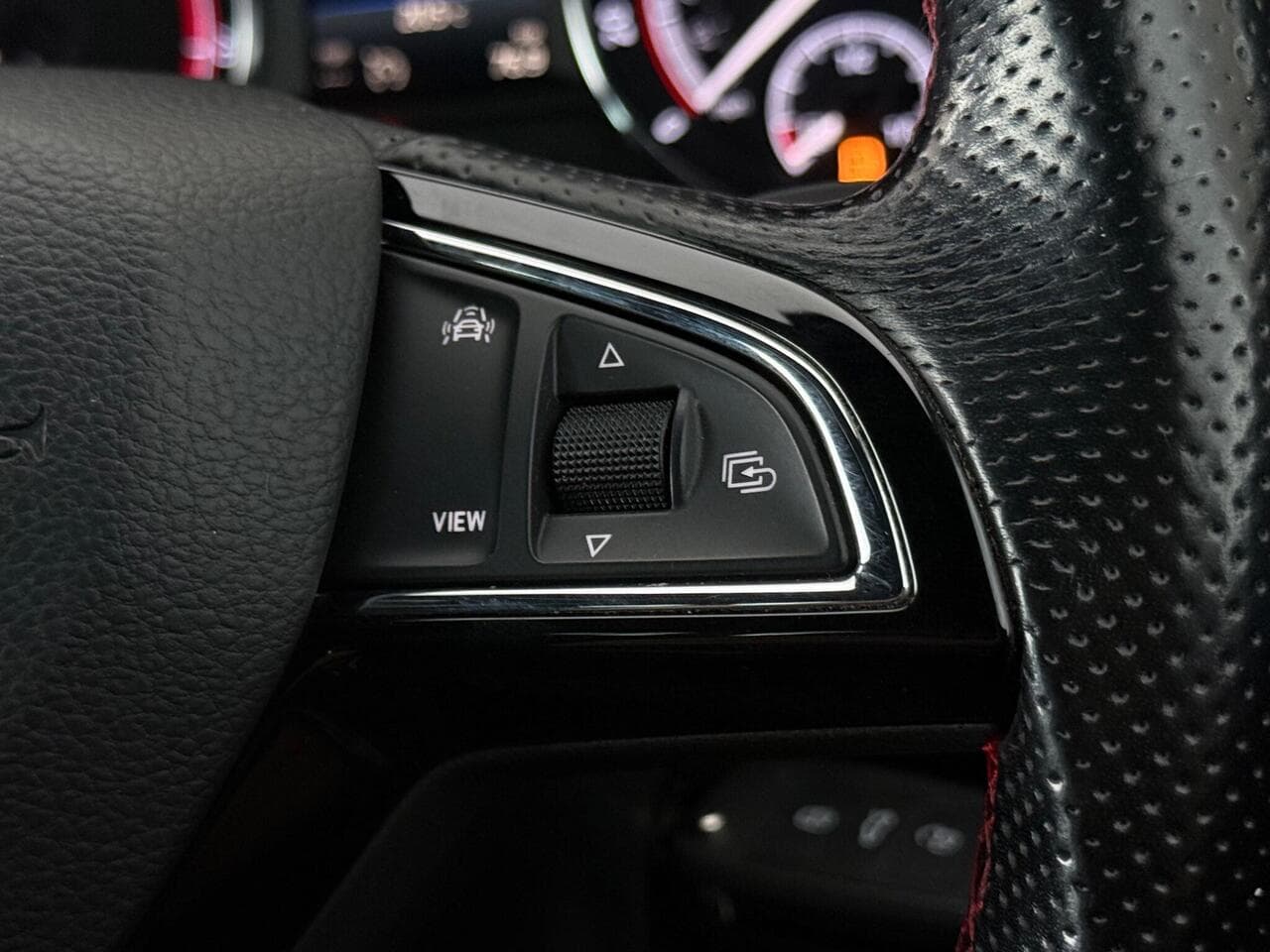 Skoda Octavia thumbnail Misc Controls