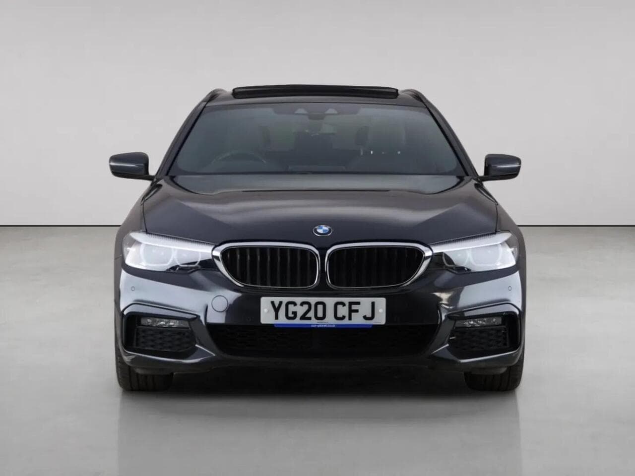 BMW 5 Series thumbnail Front