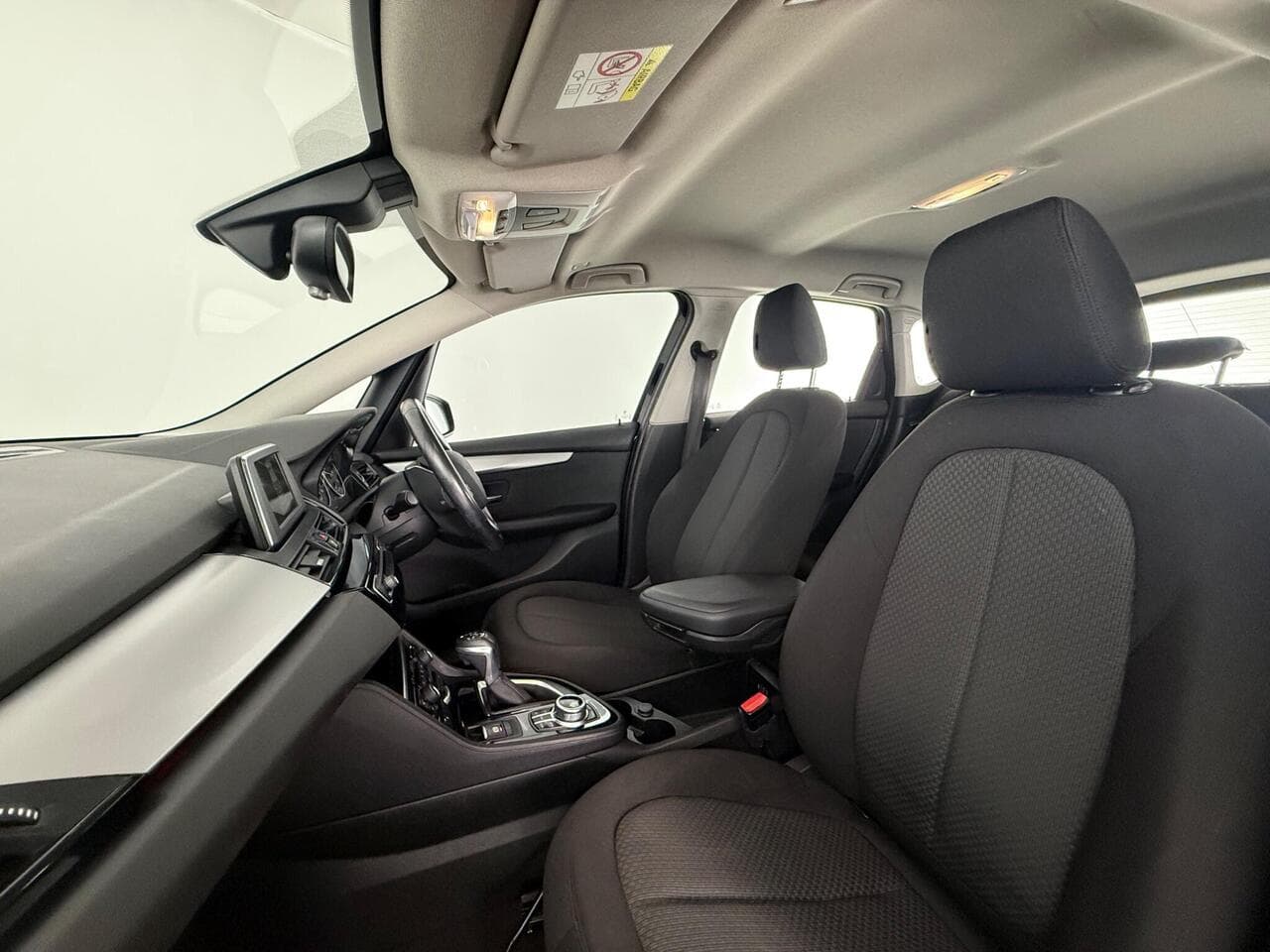 BMW 2 Series Active Tourer thumbnail Seat Front Passenger