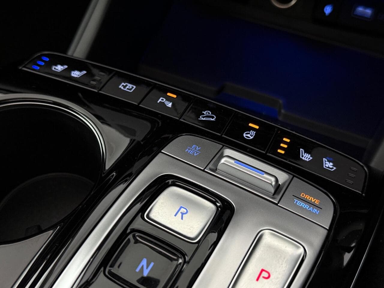 Hyundai TUCSON thumbnail Misc Controls