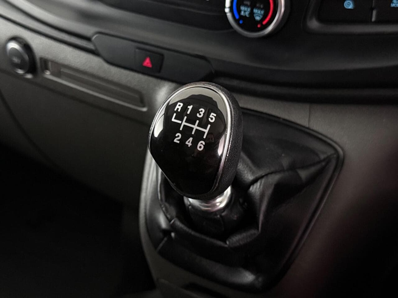 Ford Transit Custom thumbnail Misc Controls