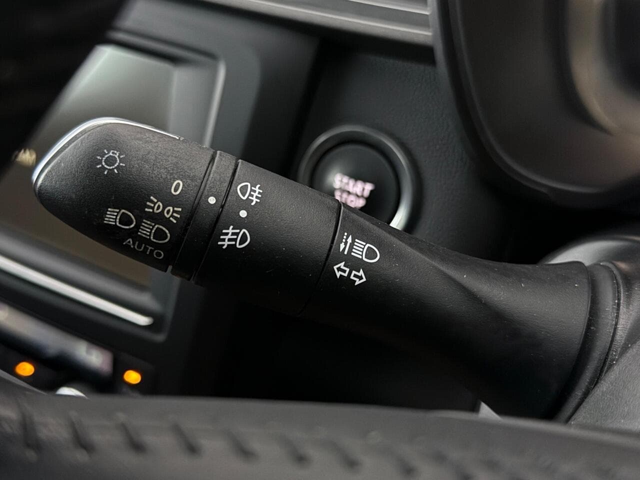 Renault Kadjar thumbnail Misc Controls