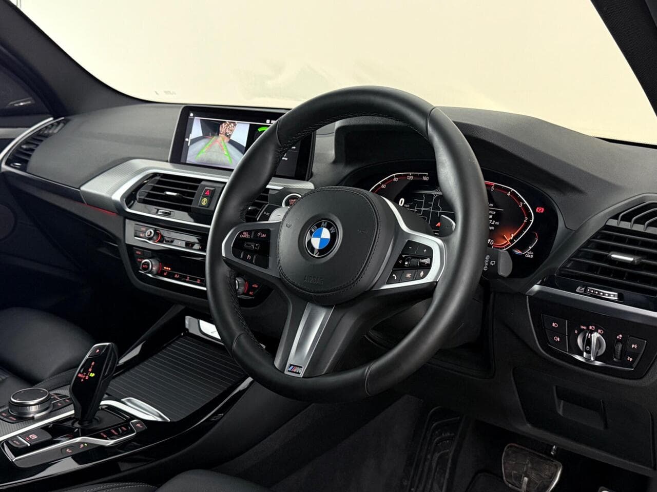 BMW X3 thumbnail Steering Wheel