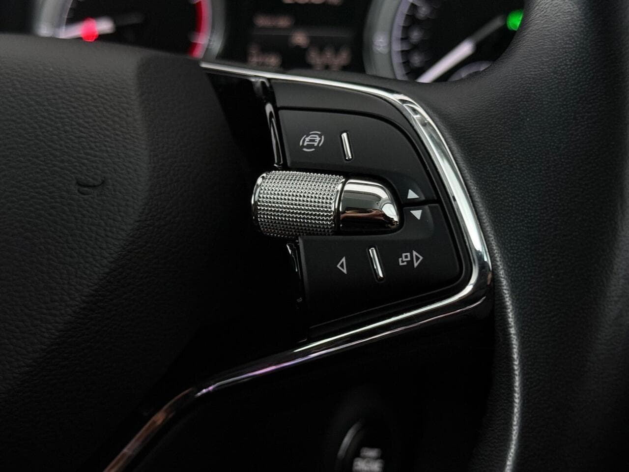 Skoda Kodiaq thumbnail Misc Controls