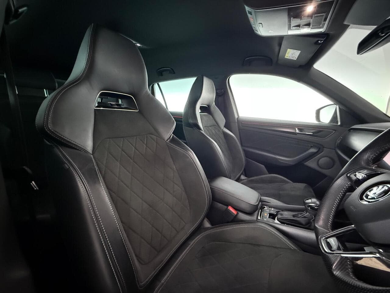 Skoda Kodiaq thumbnail Seat Driver