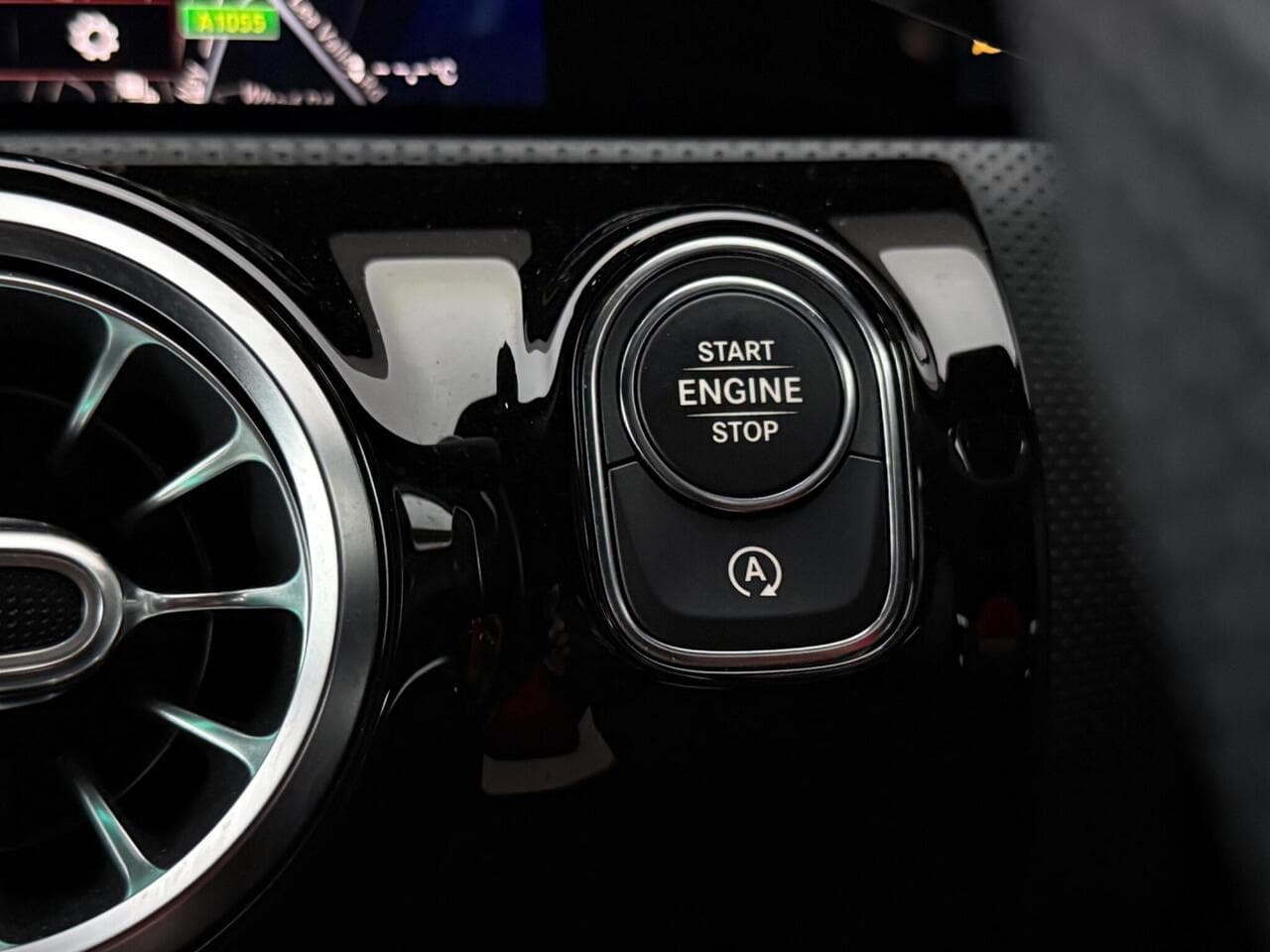 Mercedes-Benz A Class thumbnail Misc Controls