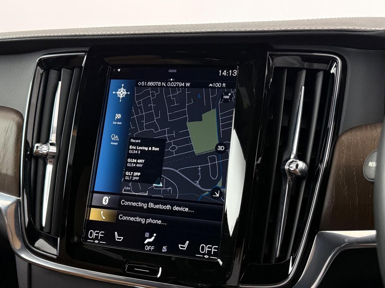 Volvo V90 thumbnail Infotainment System