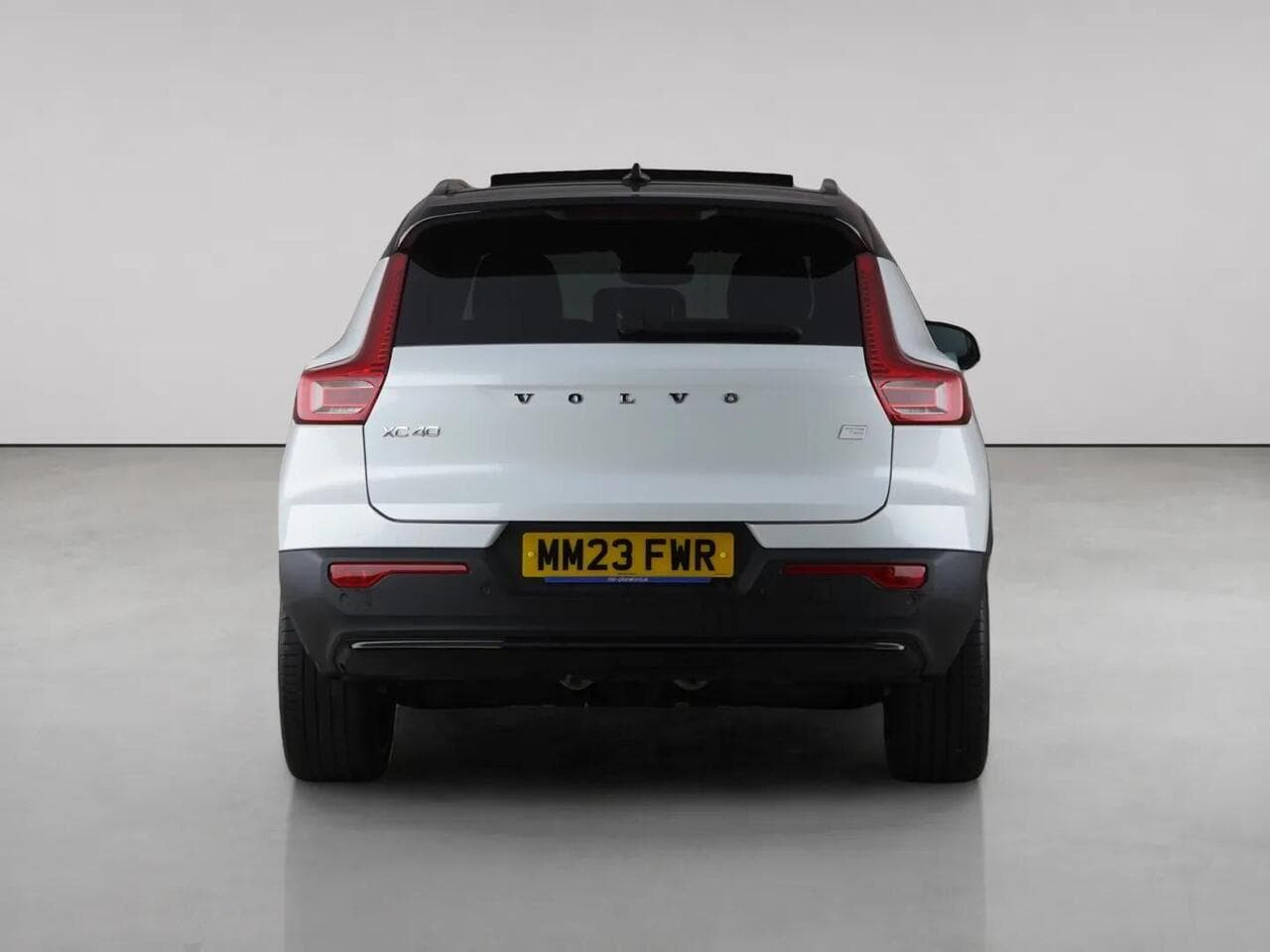 Volvo XC40 thumbnail Rear