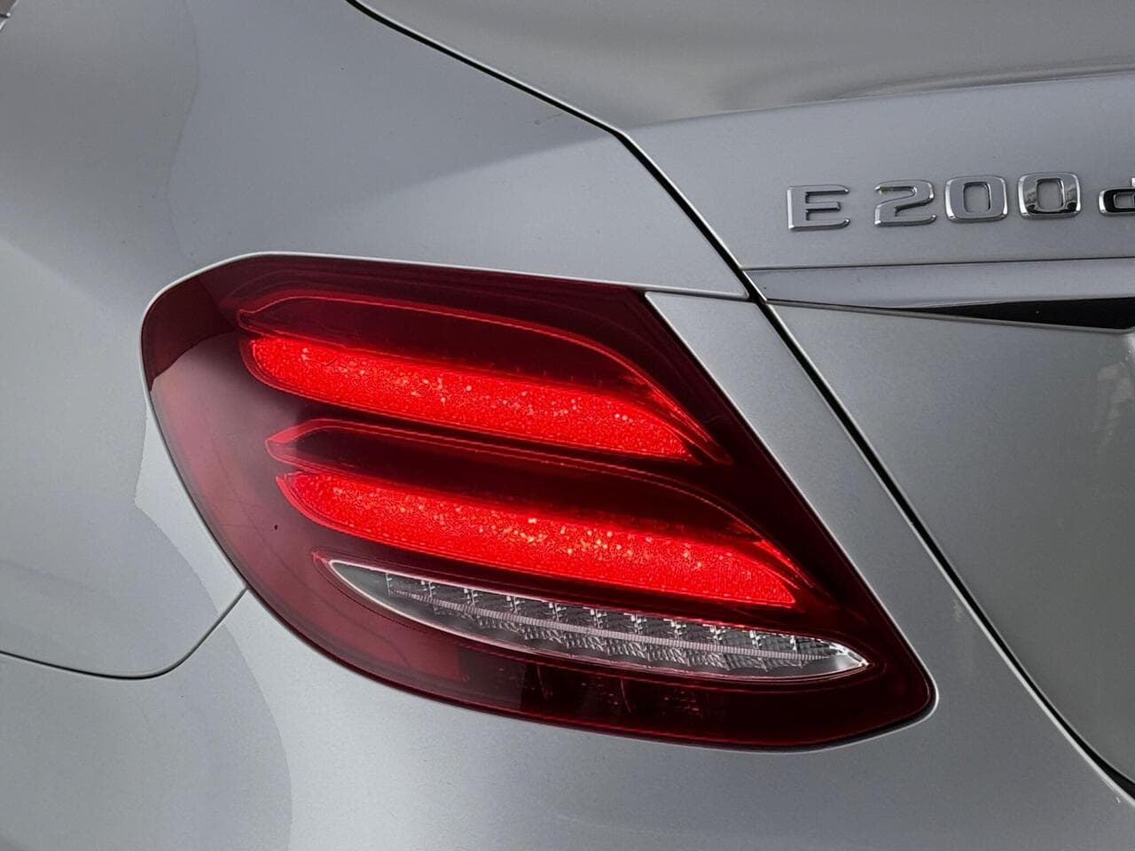 Mercedes-Benz E Class thumbnail Lights Rear